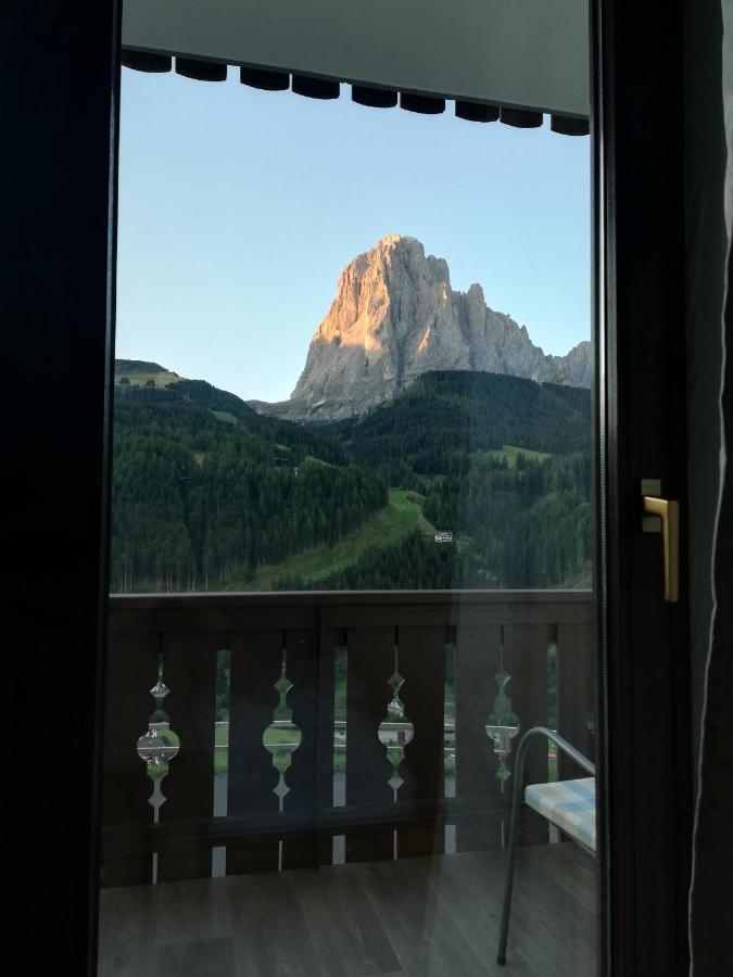 Pension Dolomieu Santa Cristina Val Gardena Exterior foto